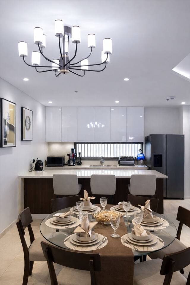 Luxury 2BR Penthouse w/ Sea View + Resort Access image 14